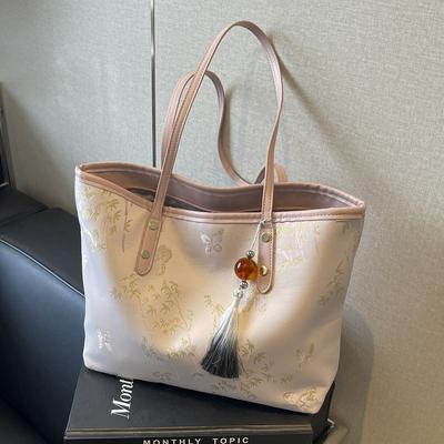 Bag Women's Large-capacity New Casual Shoulder Bag Versatile Class Commuter Tote Bag
