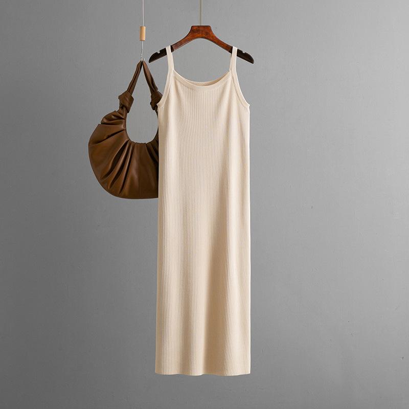 This Summer's New Women's Wear Is A Casual, Fashionable, Loose, Solid-color, Simple and Strappy Knitted Dress