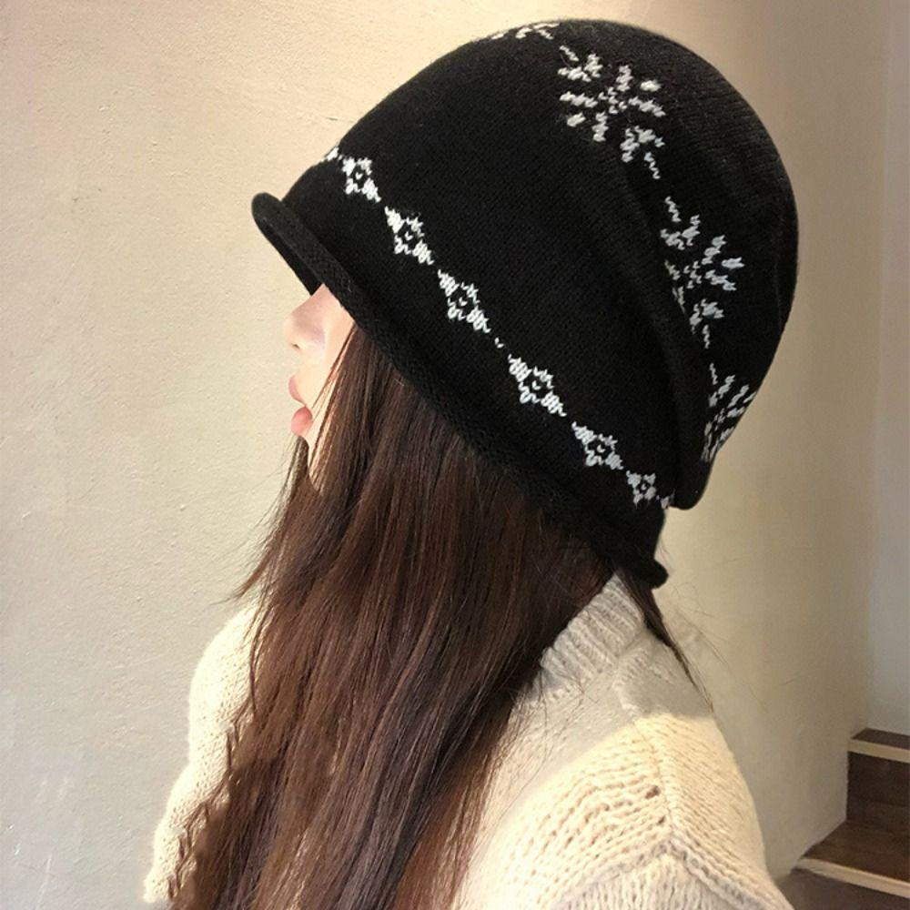 Warm Jacquard Knitted Hat Curled Edge Ear Protection Hat Retro Printing Knit Cap  Winter