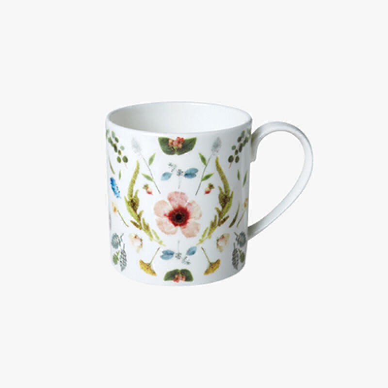Scandinavian floral mug