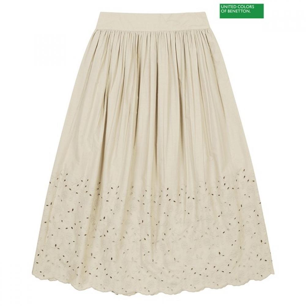 Benetton Gelochter bestickter Rock 3s 46azd001j