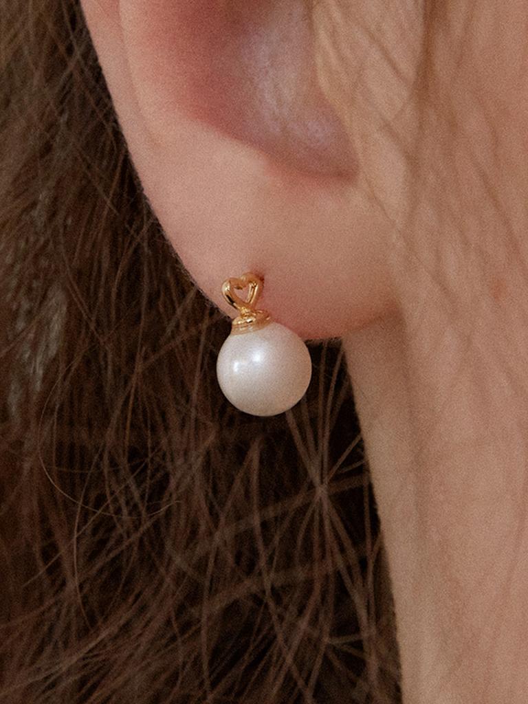 Obla Pearl Stud Earring_Heart Je014