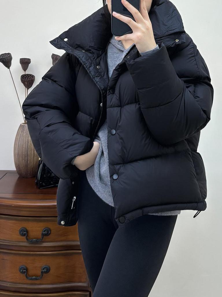 Women's Soft Zero-Pressure 2026 Winter Short Down Jacket - Thickened High-End 90% White Duck Down Coat with Stand Collar.