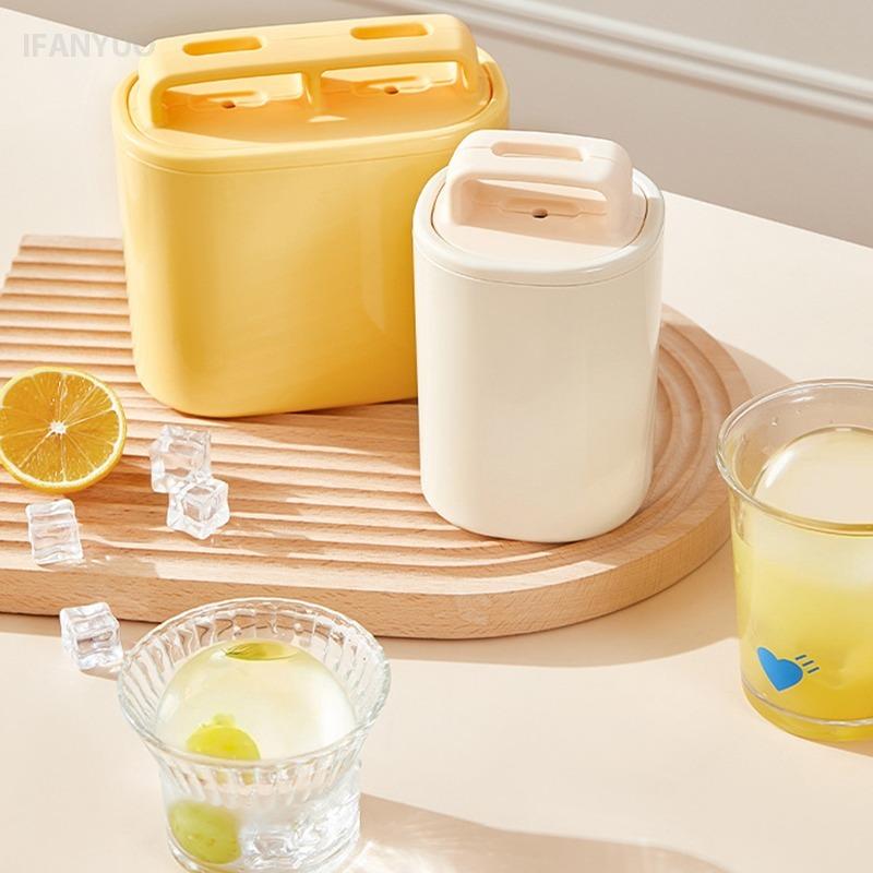Ice Ball Mold Round Large Ice Cube Tray Reusable Plastic Spherical Ice Maker for Drinks Home Bar Tool Kitchen Gadget BQ6.5CM
