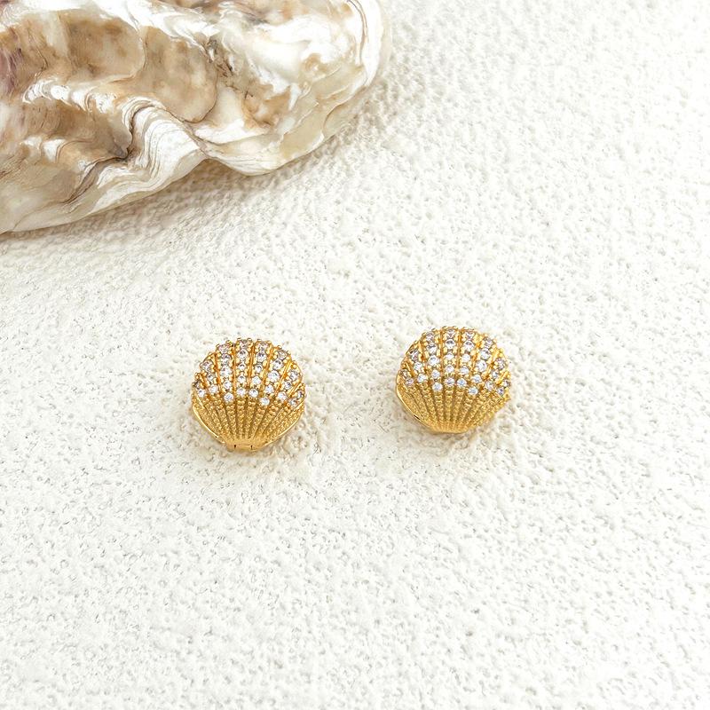 Manufacturer S Supply, Exquisite Shell Shape Design, Earrings And Ear Buckles Are In Stock.