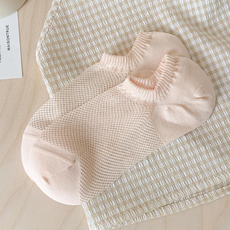 Women's Summer Thin Solid Color Invisible Shallow Mouth Do Not Fall Off with Mesh Boneless Boat Socks