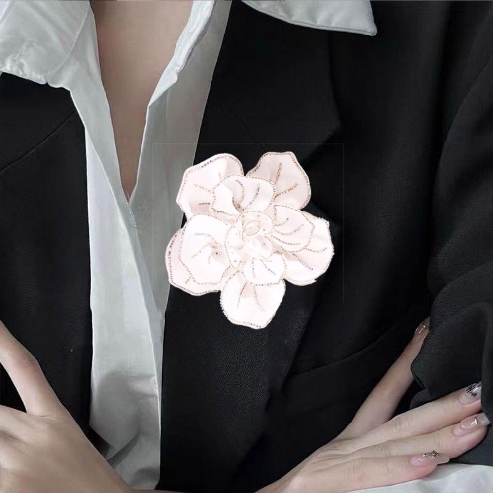 Badge Suit Collar Pin Korean Style Rhinestones Brooch Large Flower Camellia Brooch  Girls