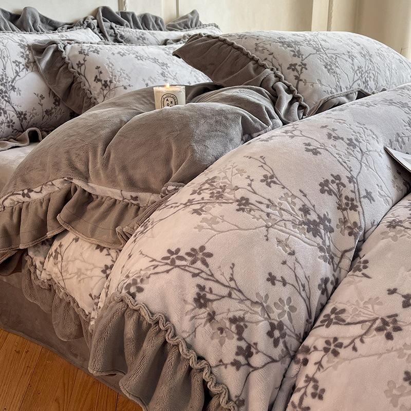 French Lace Thickened Milk Fleece Bed Four-Piece Set Double-Sided Fleece Quilt Cover Coral Fleece Princess Style Bed Sheet
