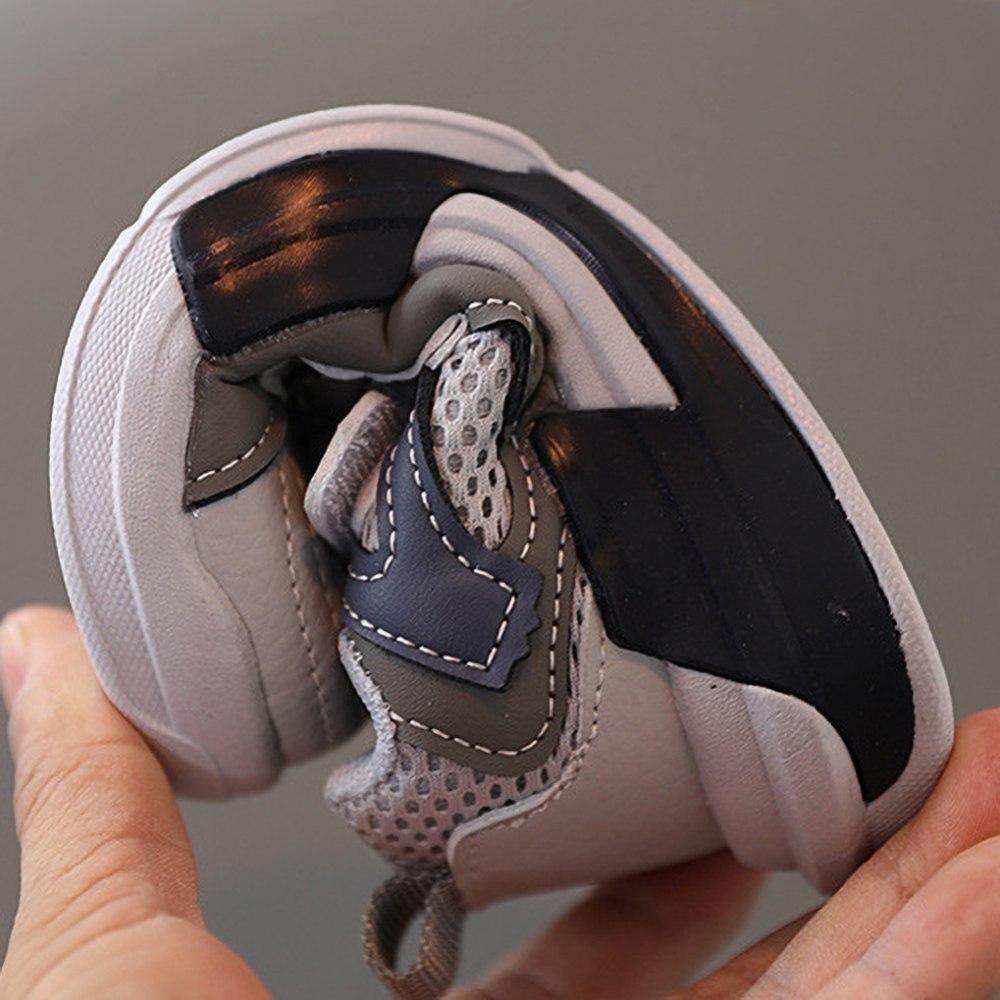 Vår Sommer Barn Mote Sportssko Baby Gutter Jenter Løpe Fritid Pustende Mesh Sko Flats Joggesko Barnesko