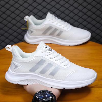 Paarschuhe für Männer und Frauen mit gleichem Aussehen, kleine weiße Schuhe, leichte, weichbesohlte, fliegend gewebte Schuhe, atmungsaktive Mesh-Schuhe, modische Ve