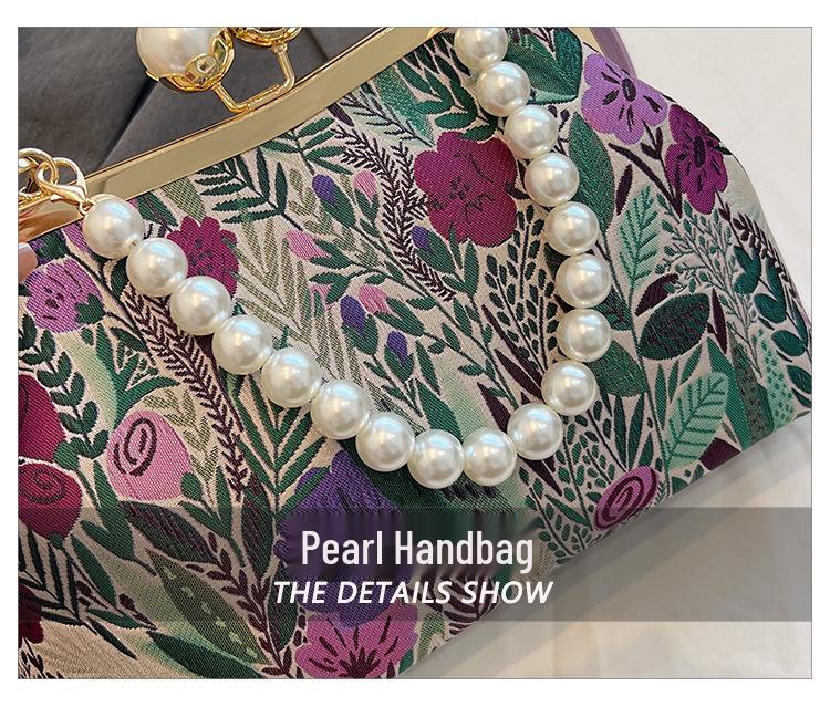 2026 Spring Retro Floral Shoulder Bag: Versatile & Trendy Crossbody for Women
