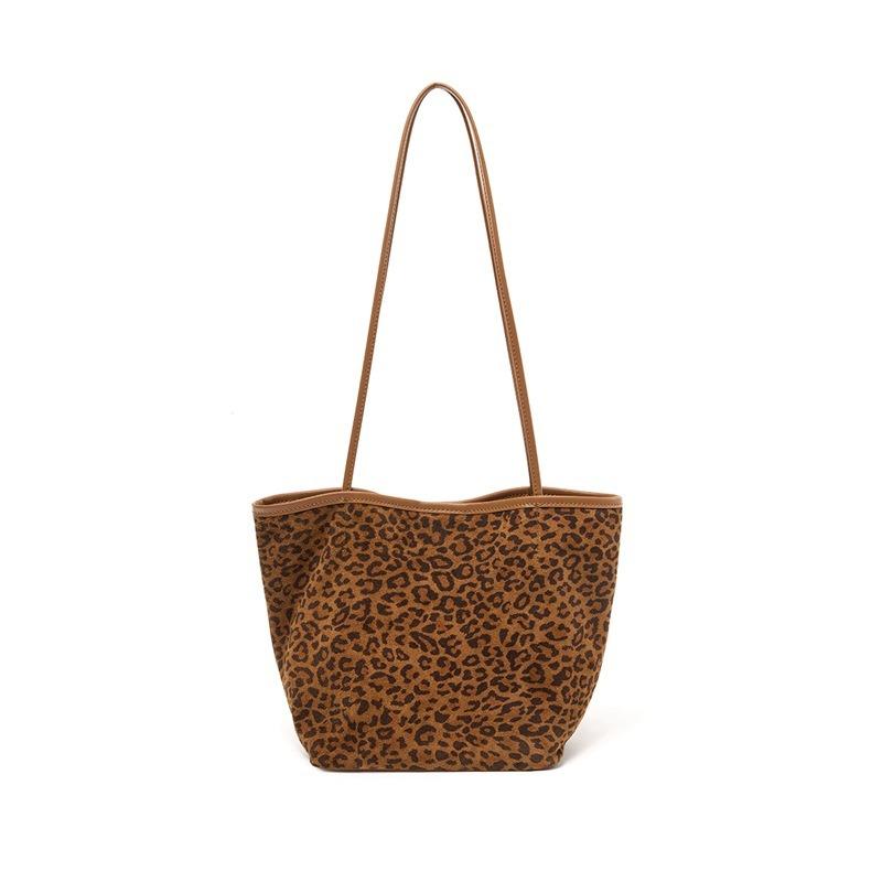 Bag niche women's fashion new shoulder bag leopard print retro style commuter high sense underarm tote bag