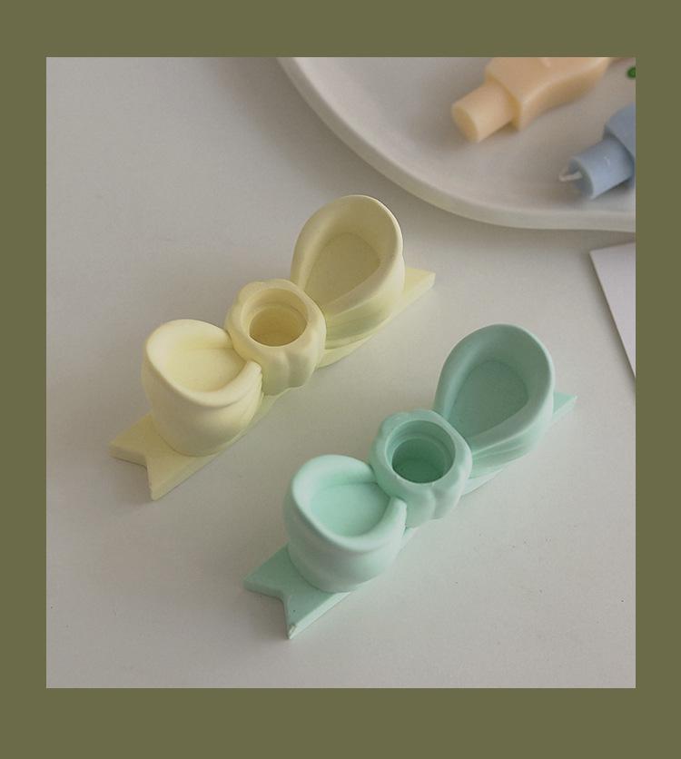 Inspired Atmosphere Candlestick: Creative Long Stem Aromatherapy Candle Holder with Plaster Bow Ornament for Home Decoration