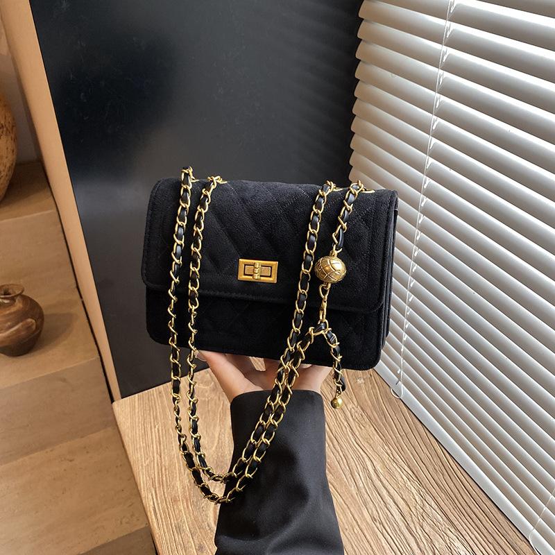 Premiumkedja liten fyrkantig väska dam höst och vinter ny mode diamant axelväska retro budbärarväska