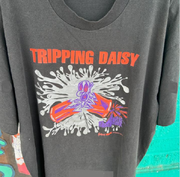 Black Tripping Daisy Alternative Rock Graphic Tee Retro Style Top BT1216 Unisex T-Shirt S