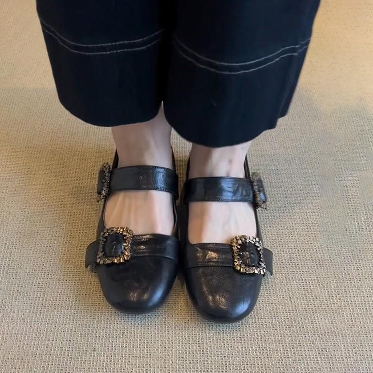 Sheepskin version~ retro round head light mouth small single shoes women's flat bottom one-word buckle black design versatile Mary Jane shoes