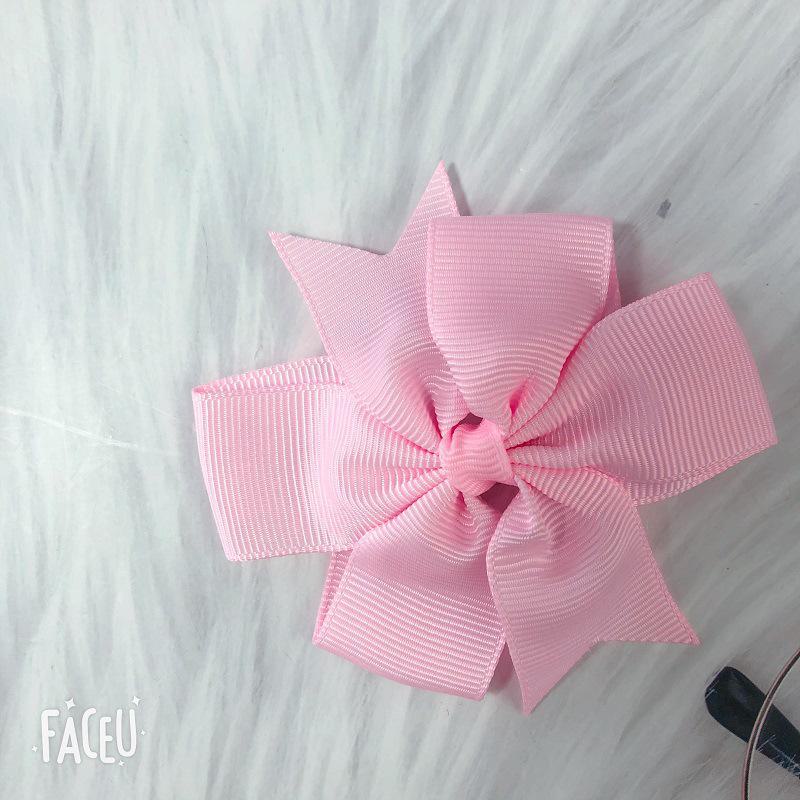 

Дитяча шпилька з суцільним бантом - грайлива мила бічна кліпса для дівчаток V-shaped bow duckbill clip рожевий