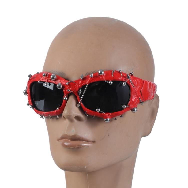 Stylish Rivet Frame Sunglasses with UV380 Protections for Women Men Unisex Everyday Use Eyeglasses Dance Show Props