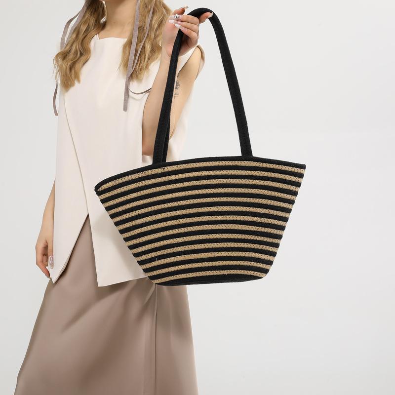 Striped One-shoulder Straw Woven Bag Summer New Large-capacity Casual and Versatile Contrasting Seaside Beach Bag