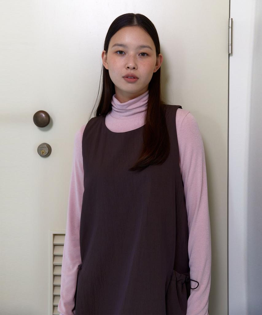 38COMEONCOMMON Classic Turtle Neck T-Shirts (Light Pink)