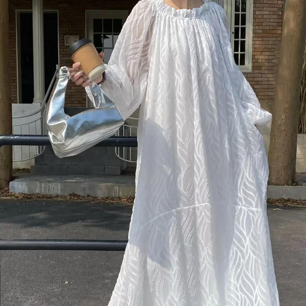 

Весеннее розовое платье для женщин с открытыми плечами, модные длинные рукава, женские платья в корейском стиле, свободное плиссированное женское длинное платье с оборками One Size белый