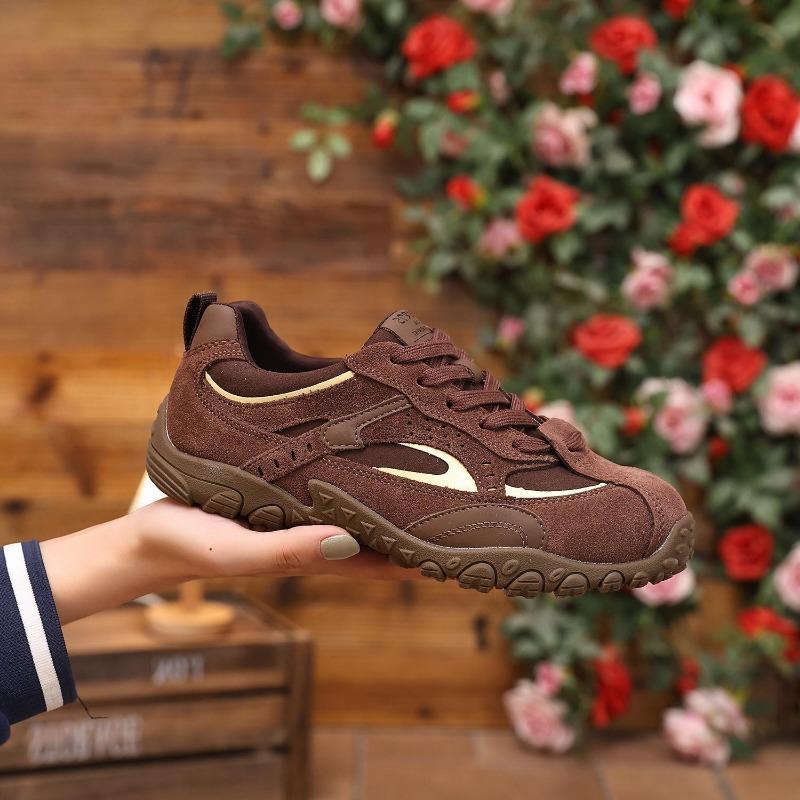 Outdoor suede burgundy women's new versatile casual sports hiking shoes board shoes