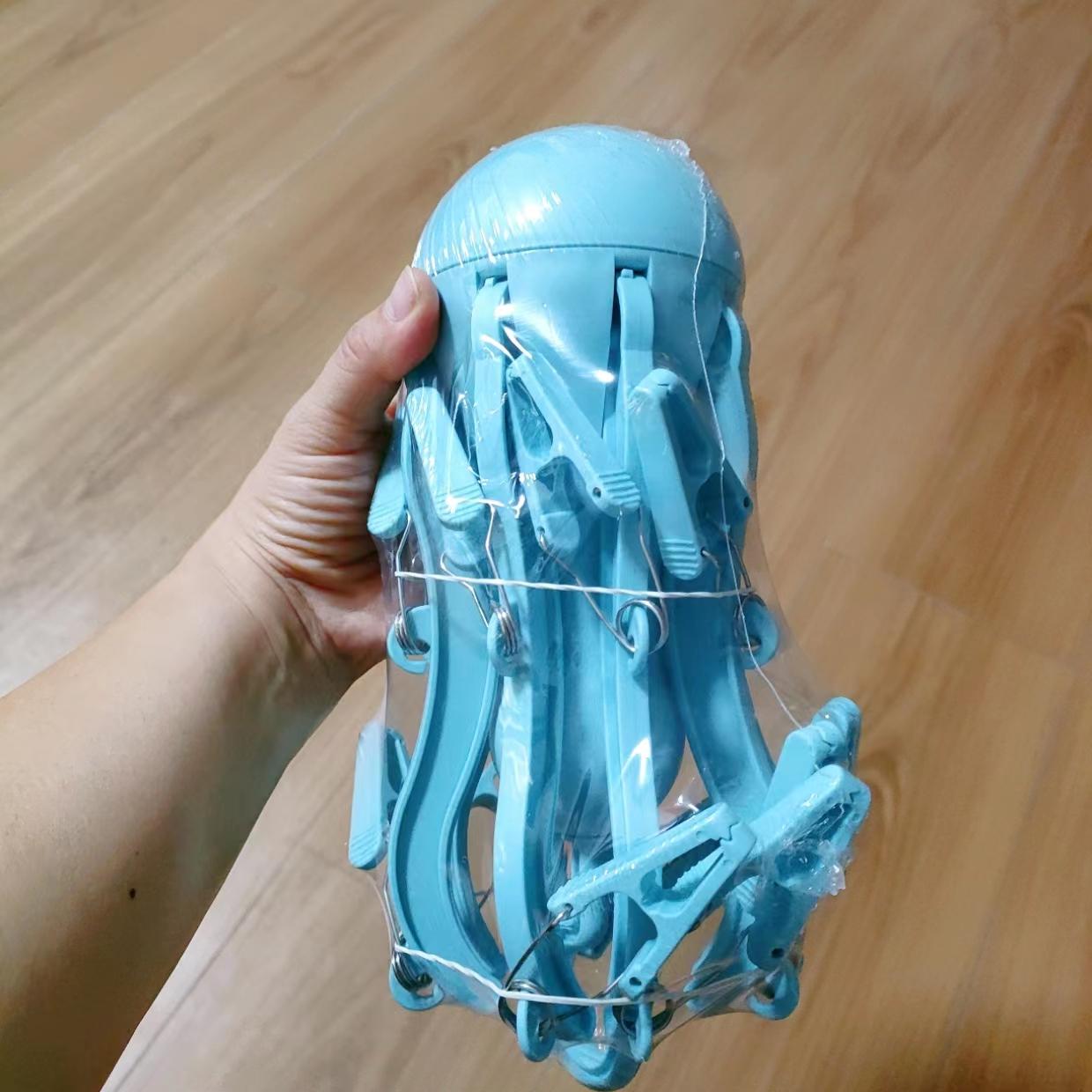 Octopus 6 Clothes Hangers Multi-Function Windproof Baby Children s Plastic Underwear Sos Clips Hanging pe Multi-Purpose ...