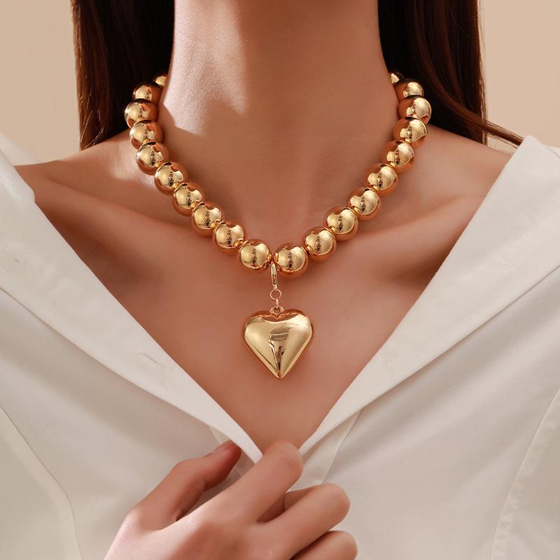 Exaggerated Punk Choker: Large Beaded Geometric Necklace for Women