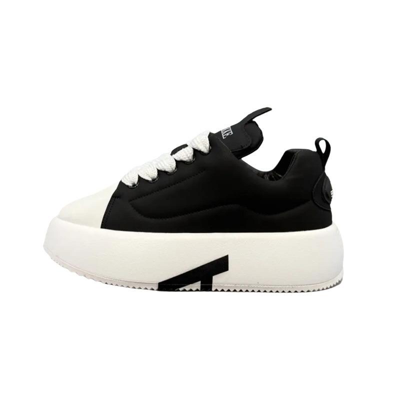 Fashion 2025 Spring New Products Men's Sneakers Round Head Lace-up Casual Shoes Solid Color Personalized Fashionble White Board Shoes