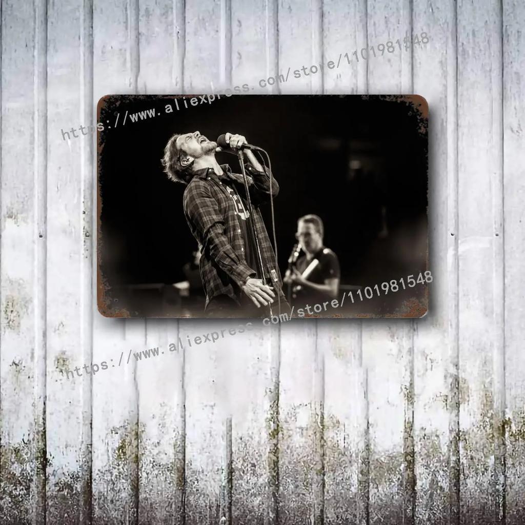 Pearl Jam Band metal Decor Poster Vintage Tin Sign Metal Sign Decorative Plaque for Pub Bar Man Cave Club Wall Decoration