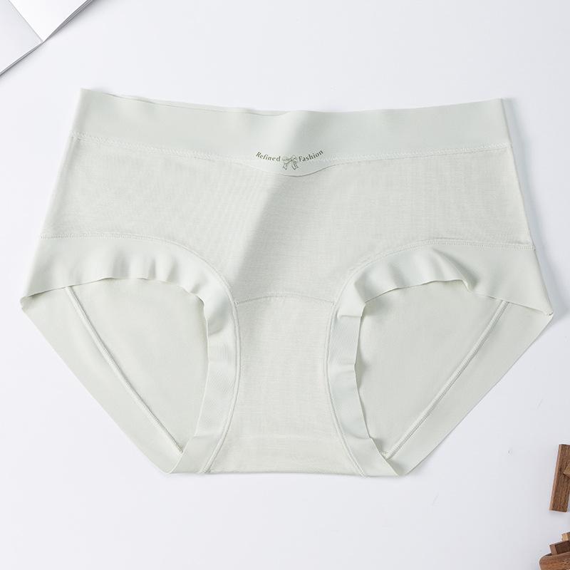 Women's Summer Skin-friendly Naked Breathable 10A Antibacterial Mulberry Silk Crotch Non Scratch Briefs