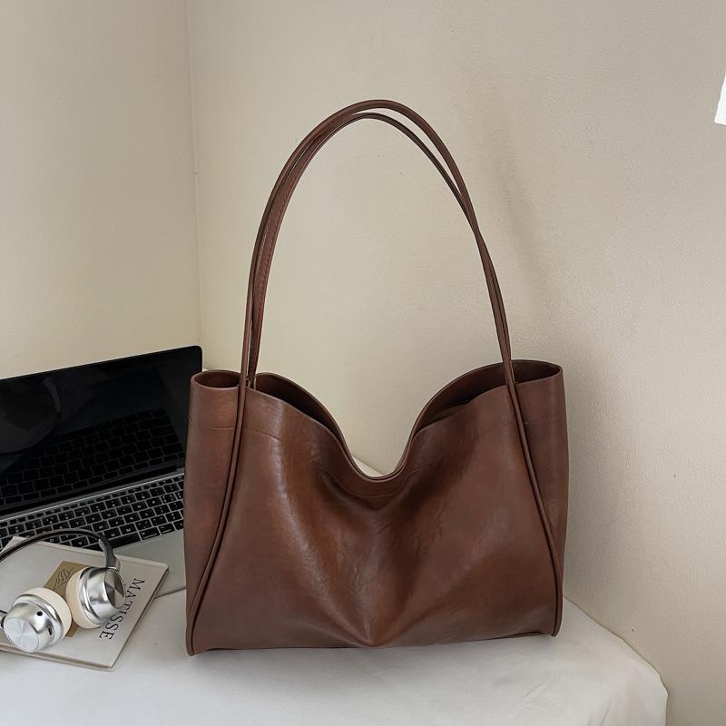 Portable Tote Bag Women's Retro Bag Commuter Shoulder Bag Soft Leather Underarm Bag