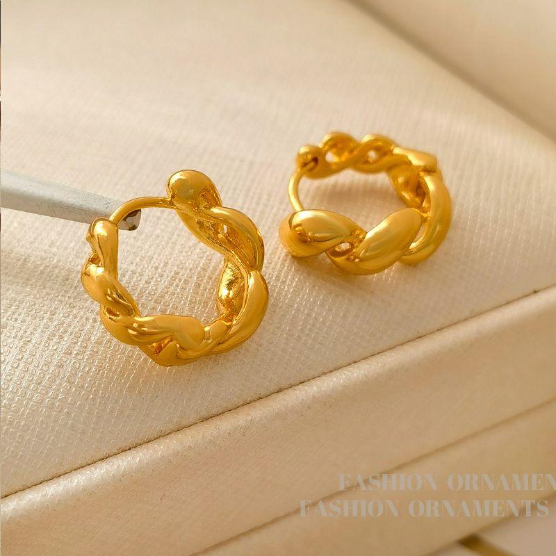 Welfare Fancy Accessible Luxury Spring/Summer New Arrival Earrings Necklace Fashion Elegant Vintage Earrings Trendy Niche Accessories