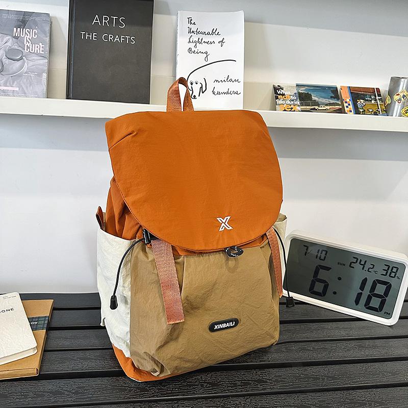 Outdoor leisure backpack Large capacity travel bag School bag Waterproof high value mountaineering bag Air cushion strap