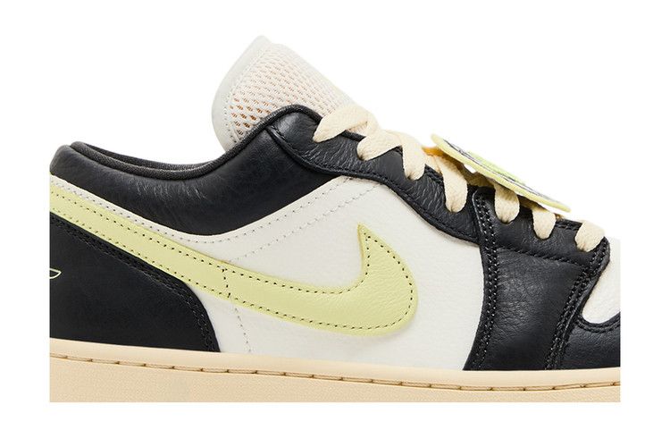Jordan 1 Low SE Fall League (Women's)