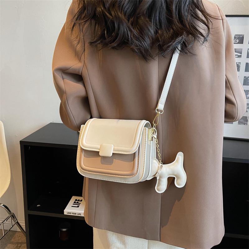 High-quality Women's 2023 New Spring/summer Casual Shoulder Bag Urban Minimalist Style