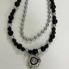 2-Piece Peach Heart Pendant Necklace Design for Women's Fashion Hip Hop Punk Charm Necklace Sweet and Cool Black Beaded Gift