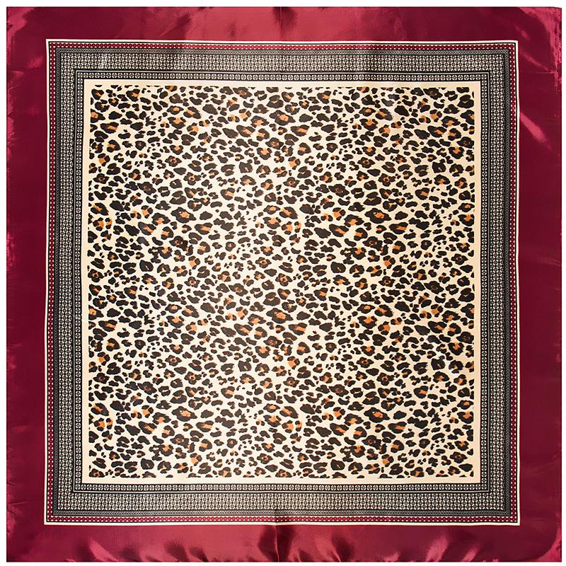 Neuer Eingang Luxusmarke Leopard Seidensatin Quadratisches Tuch Mode Frühling Herbst Damen Tücher Schals 90*90 cm Tücher Für Damen