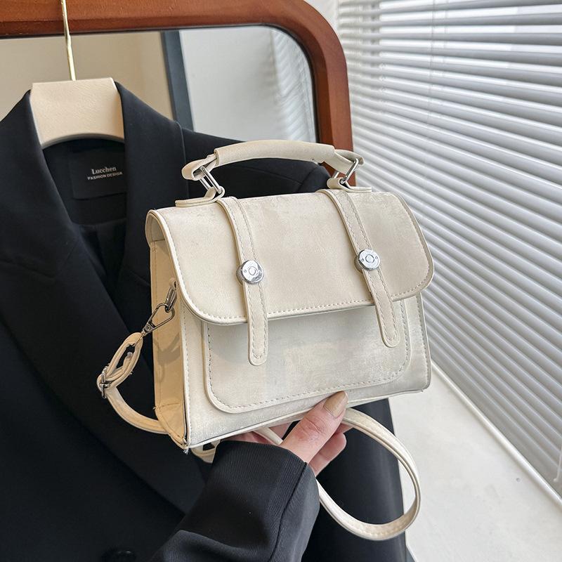 Korean Version of Fashionable Texture Versatile Ins Handbag 2025 Spring and Summer New Foreign Style Solid Color Messenger Bag Small Square Bag