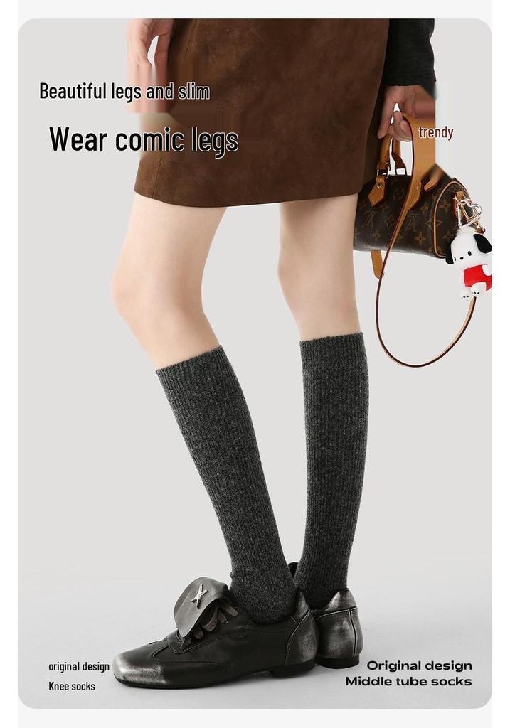 Renaissance Women's Off-White Wool Mid-Calf Slouch Socks - Warm & Versatile for Autumn/Winter