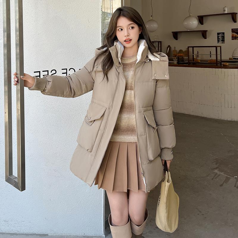 Women’s Short Hooded Windproof Thicken Warm Winter Jacket With Knitted Extension Sleeves