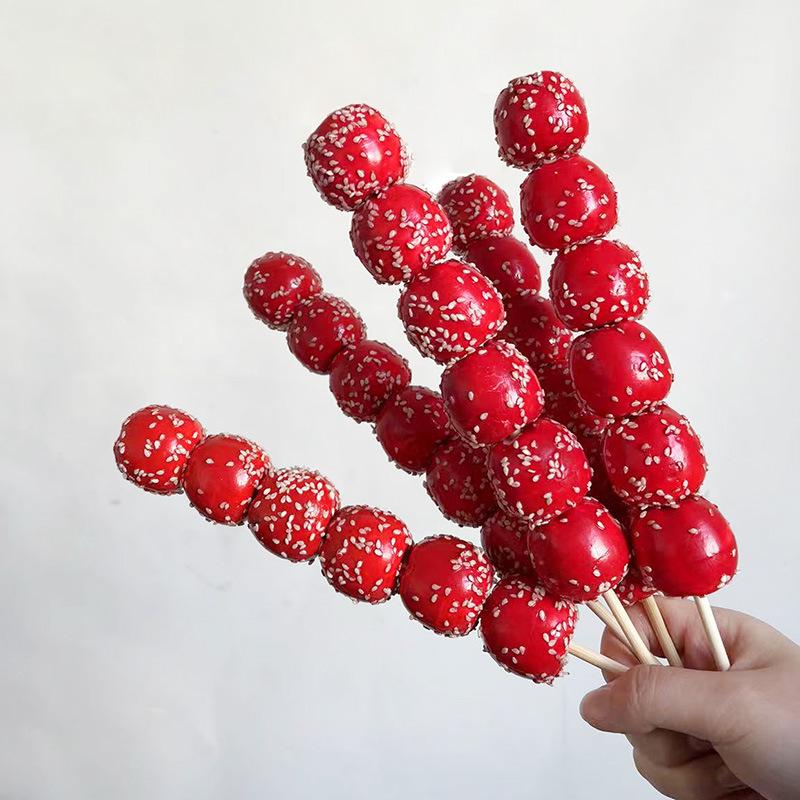

Candied Hawthorn Skewer Dance Props for Kindergarten Performances and New Year Decorations