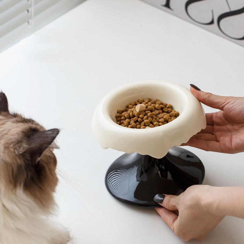 Cute Ceramic Pet Bowl Elevated Cat Bowl Protects Cervical Vertebrae Pet Supplies