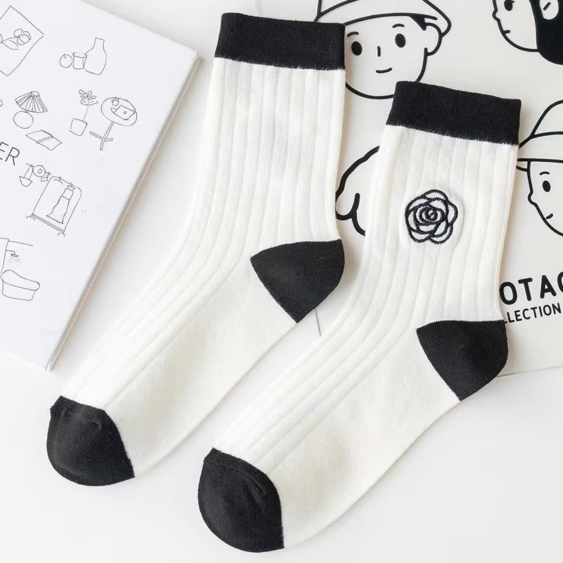 Sweet Lolita Flower Cotton Socks Japanese Camellia Rose Socks Women Girls Students Ins Skirt Matching Black White Mid-tube Sock