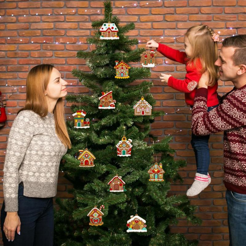 12pcs Gingerbread House Christmas Tree Ornaments, Festive Holiday Home Decorations, Cute Xmas Hanging Accessories for Celebratio