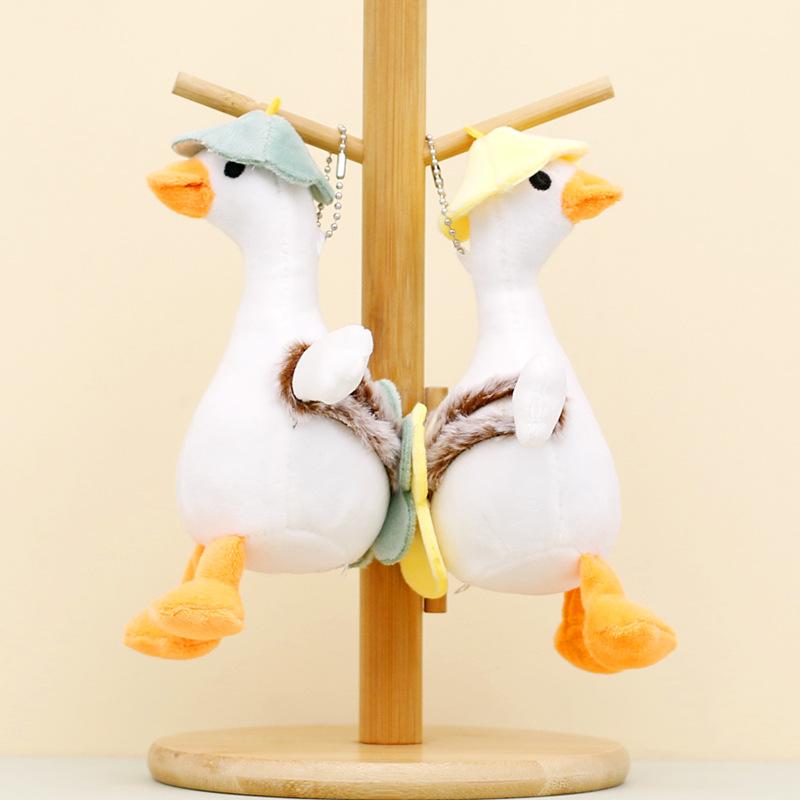 Lovable Goose White Plush Toy Keychain Cozy Duck Doll Pendant Backpack