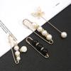Pearl Anti-Exposure Brooch: Women's Waist-Cinching Pin & Clothing Decoration