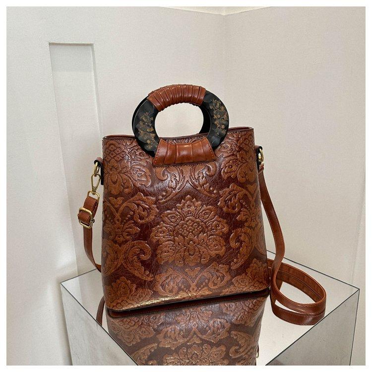 Edebiyat ve Sanat Crossbody Kadın Çantası Desen Kontrast Renk Fermuar Büyük Kapasiteli Çanta Avrupa ve Amerikan Retro Kadın Çantası