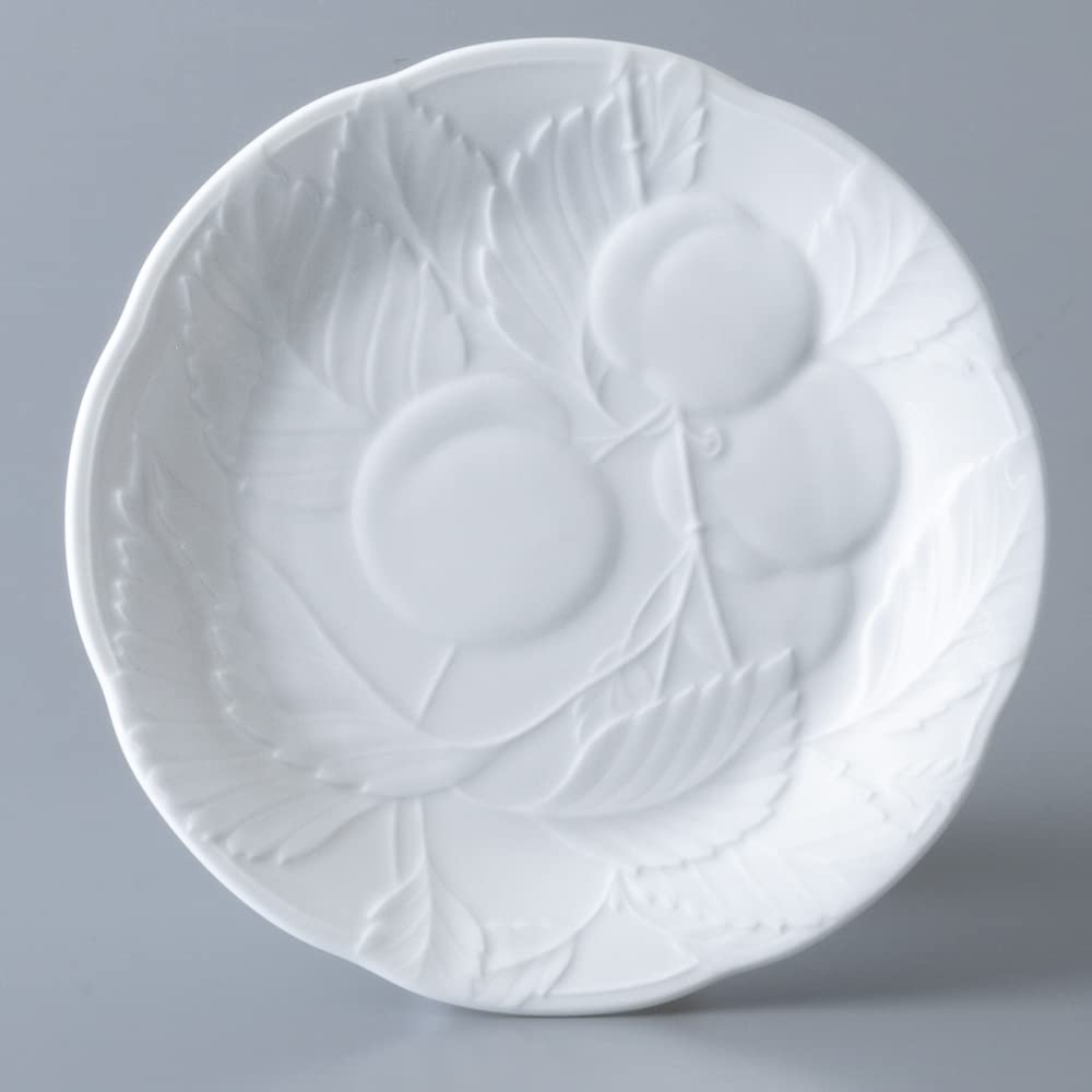 NARUMI Plate Set, 17cm, White, 5 Designs, Cute Relief Design, Microwave and Dishwasher Safe, Made in Japan, Gift Box Included, 1023-23366