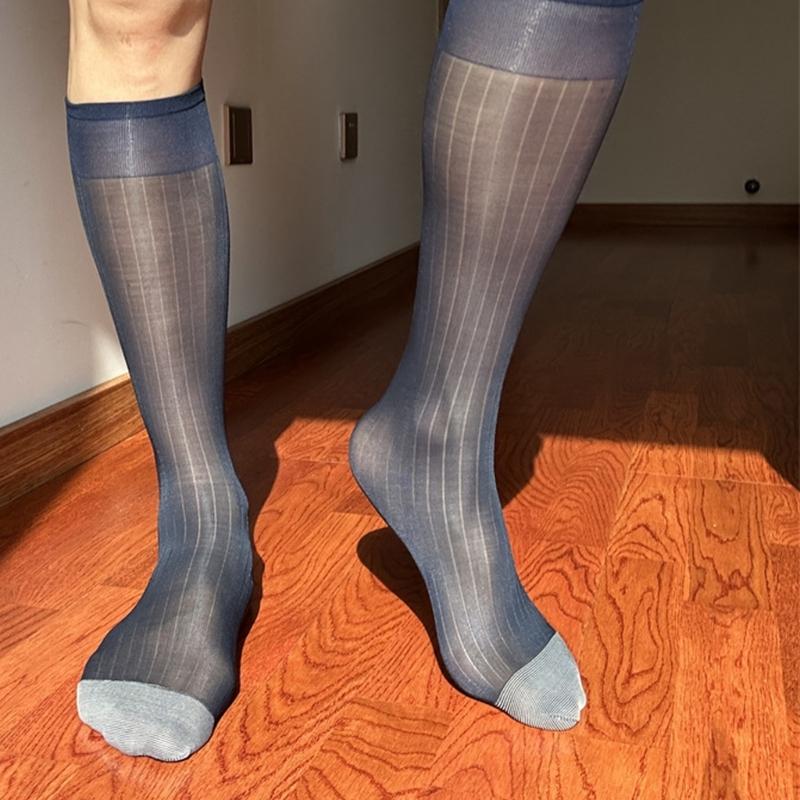 Herren Business-Anzugsocken Feines Streifenmuster Bequeme Passform Nylonstrümpfe für Formelle Anlässe und Bürokleidung